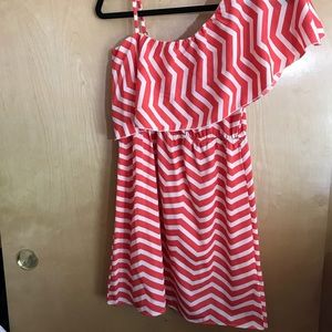 CHEVRON ORANGE AND WHITE ASYMMETRICAL DRESS